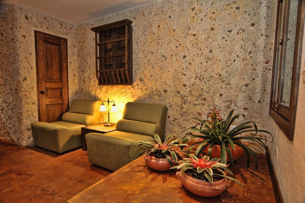 Casa Del Reloj Aparthotel Medellin Bilik gambar